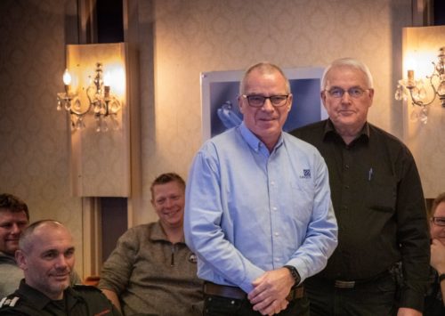 To nestorer i bransjen er nå blitt pensjonister etter over 40år Alf Grove Knutsen i Grove Knutsen as og Kjell Hoven i Mandals as.